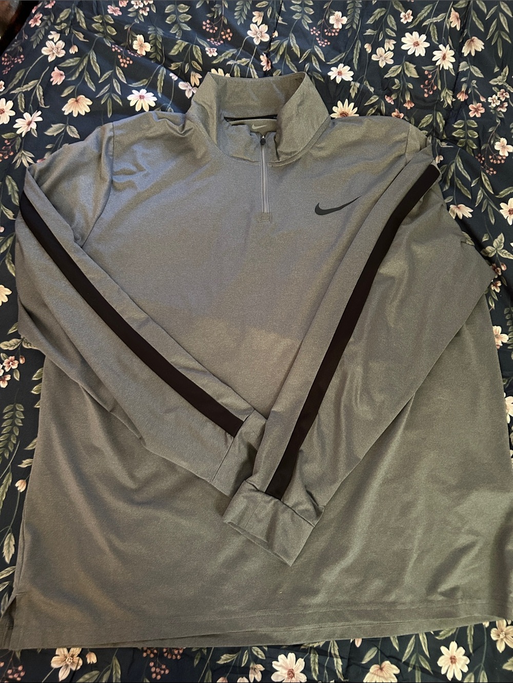 Nike Dri Fit quarter zip pullover